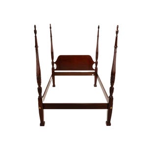Council Furniture Georgian Rice Carved Mahogany Queen Size Poster Bed - Traditional Americana Bedframe - Gorgeous Craftsmanship