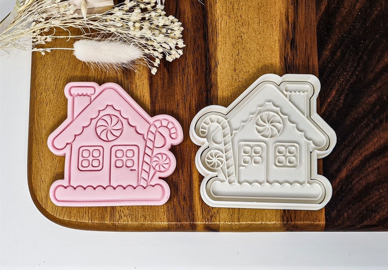 Gingerbread House Cookie Cutter Stamp image 1