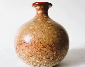 Wazon Höganäs: szwedzka ceramika cętkowana z lat 50. XX w., sygnowany