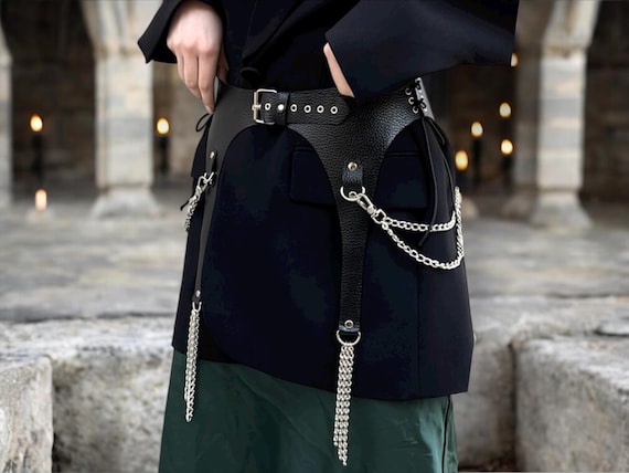 Leather waist gothic corset belt with lace skirt
