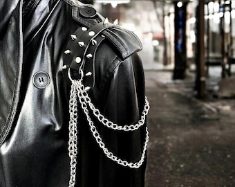 Shoulder armor epaulettes, mens leather pauldron, shoulder jewelry pads, spiked epaulettes jewelry, decorative holsters shoulder chain bike