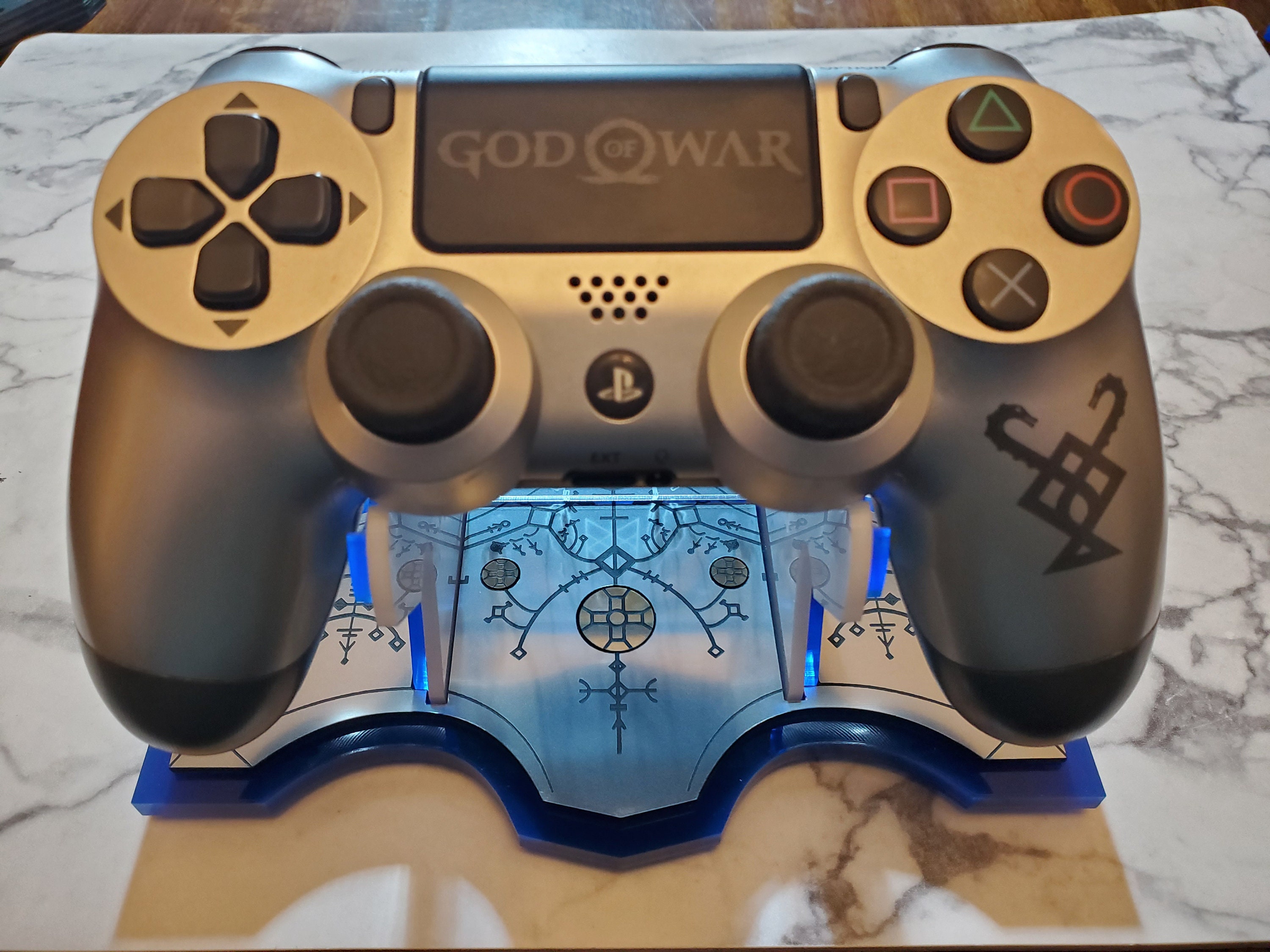 Custom stand for the God Of War: Ragnarok PS5 controller, it's a