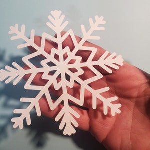20 flocons de neige en papier cartonné blanc, tailles assorties, découpes pour cartes, flans de flocon de neige