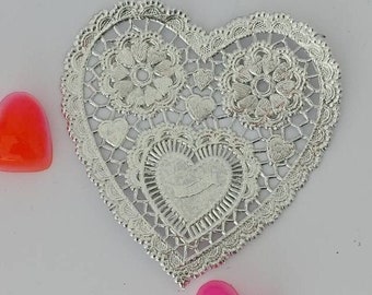 silver heart doilies 6 inch 15 pack, foil heart doilies, valentines day crafts, wedding hearts, anniversary hearts