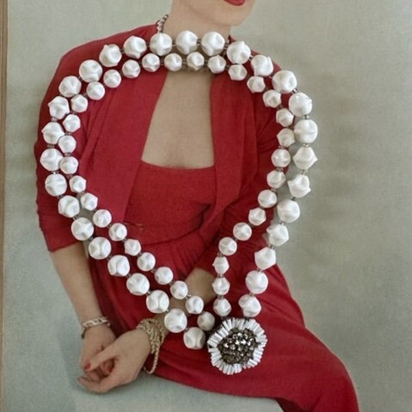40s Miriam Haskell Signed Milk Glass 2 -Strand Beaded Necklace, 40s Miriam Haskell Jewelry, Milk Glass Choker, Vintage Milk Glass Jewelry