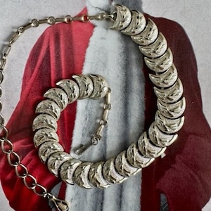 Coro Necklace - Etsy
