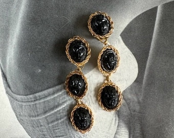 1960s Black Stone Scarab Cabochon Long Dangle Clip On Earrings Egyptian Revival Gold Tone Vintage Mid Century Retro Glam Statement Jewelry