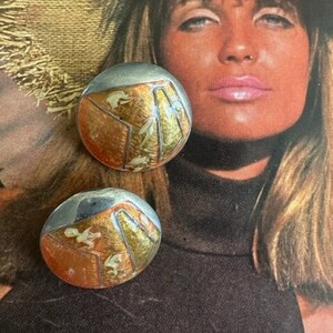 80s Large Round Asian Design Earrings, 80s Earrings 80s Enamel Jewelry. 80s Enamel Earrings