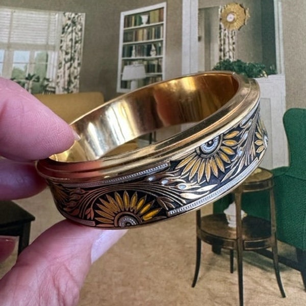 Vintage Damascene Daisy Flower Bangle Bracelet, Damascene Bangle, Damascene Jewelry, 80s Bangle Bracelet, 80s Jewelry