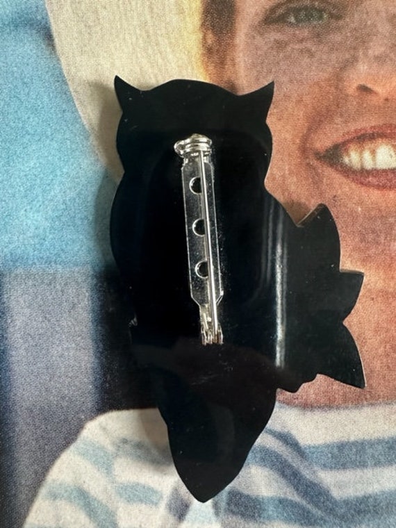 1980s Lee Sands unsigned Abalone Owl Brooch Shell… - image 3