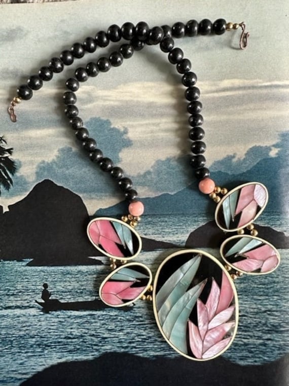 Lee Sands Flower Abalone Necklace, Lee Sands Jewe… - image 1