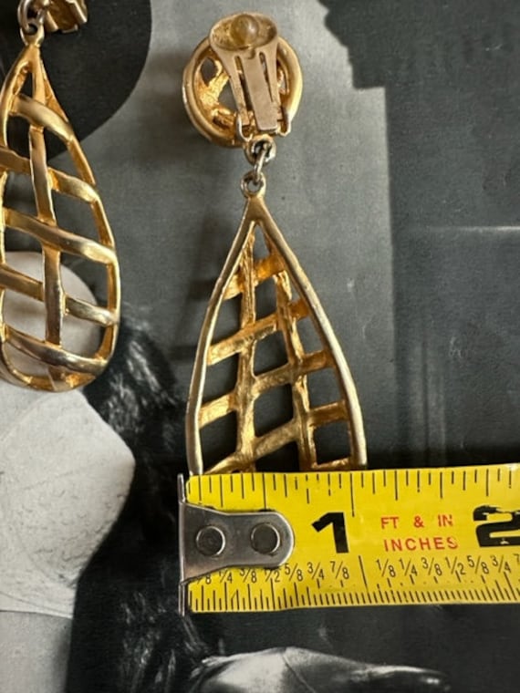 80s Open Basket Weave Dangle Earrings, 80s Mega T… - image 8