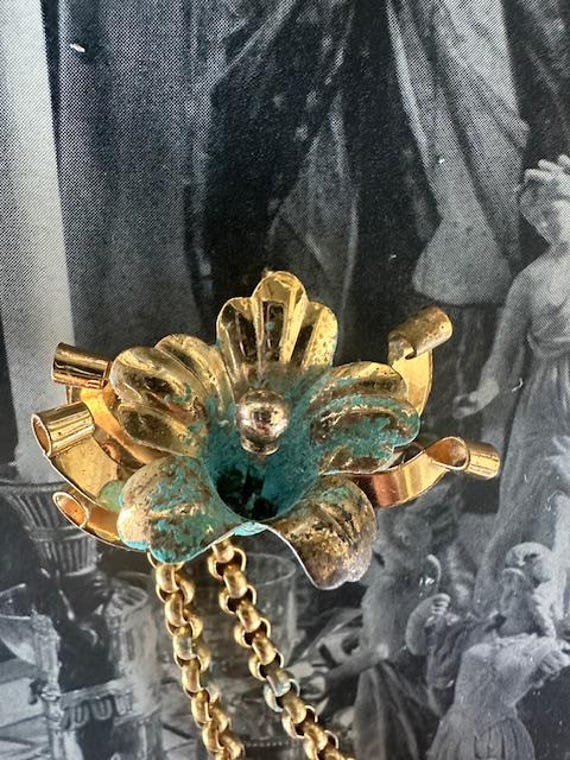 40s Gold Metal Flower with Chains Pin, 40s  Dual … - image 3
