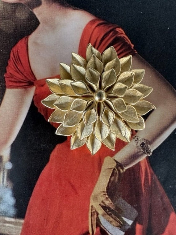 Brushed Gold Flower Brooch, FO Signed Gold Flower 