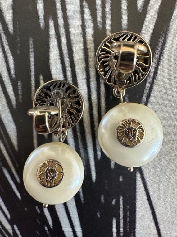 Anne Klein Lion Head Dangle Pearl Earrings,Unsign… - image 8