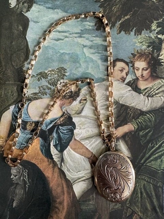 vintage locket necklace pendant Gem