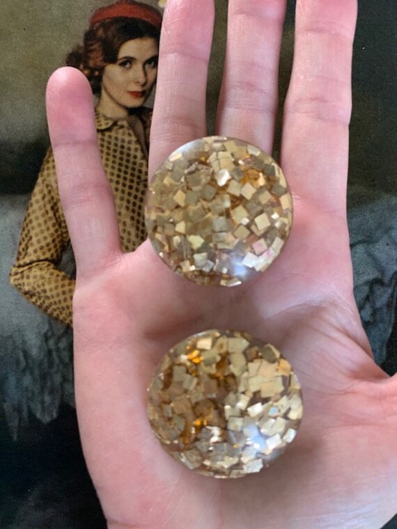 50s Gold Confetti Lucite Large Button Earrings, 5… - image 10