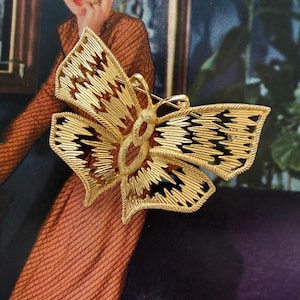 Christian Dior Flower Brooch - Etsy