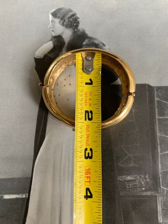 1980s Givenchy Signed Gold Hinged Bangle Bracelet… - image 10