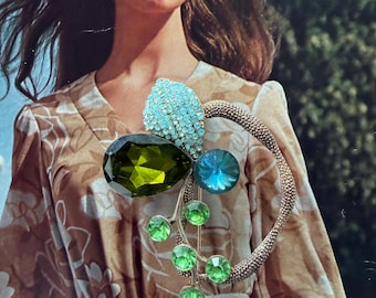 1970s Bumblebee Rhinestone Brooch Green Glass Insect Bug Pin Aqua Crystal Foliage Vintage Statement Nature Jewelry