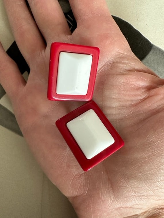 1980s Red & White Lucite Rectangular Earrings, 80… - image 9