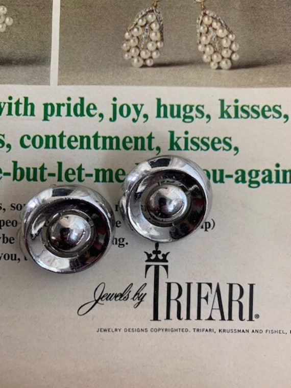 Trifari Silver Metal Round Button Earrings, Trifar