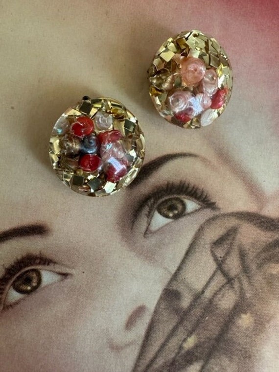 50S Lucite Confetti Shell Earrings, 50s Confetti E