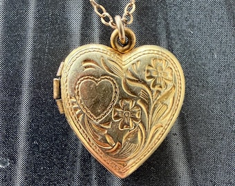 1940s Locket Sweetheart Expansion Bracelet With Matching Pendant