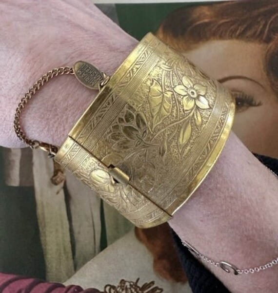 Vintage Signed Miriam Haskell Gold Floral Wide Cu… - image 9