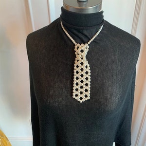 Pearl Necktie Choker, Pearl Necklaces, Unique Pearl Jewelry, Pearl Lovers Jewelry, Faux Pearl Necktie, Necktie Choker, Vintage Pearl Necktie image 9