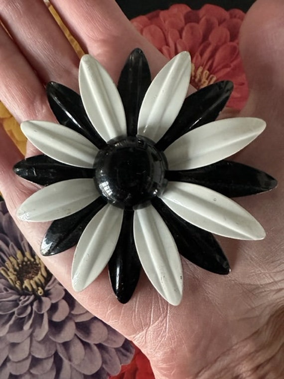 60s Mega Balk and White Enamel Flower Brooch, Lar… - image 4