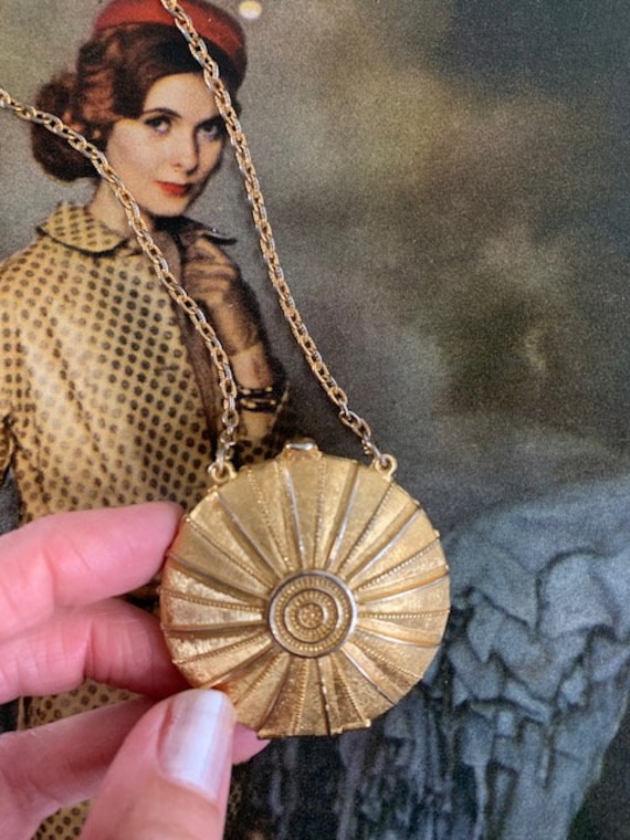 Estee Lauder 1973 Empire Solid Perfume Locket, Vintag… Gem