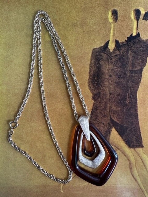 Vintage 1970s avon necklace - Gem