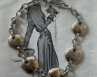 1980s Joan Rivers Signed Hammered Champagne Gold Disc Necklace Vintage Silver Tone Statement Adjustable Chain Designer Jewelry