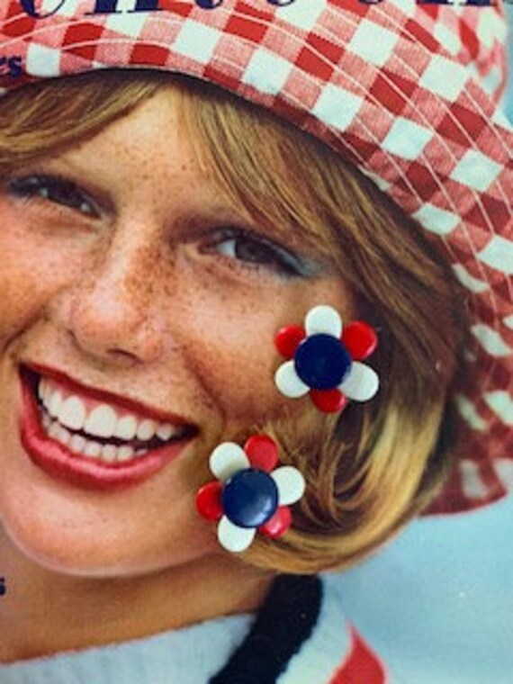 60s Red,White Blue Flower Power Earrings, 60s Flo… - image 4
