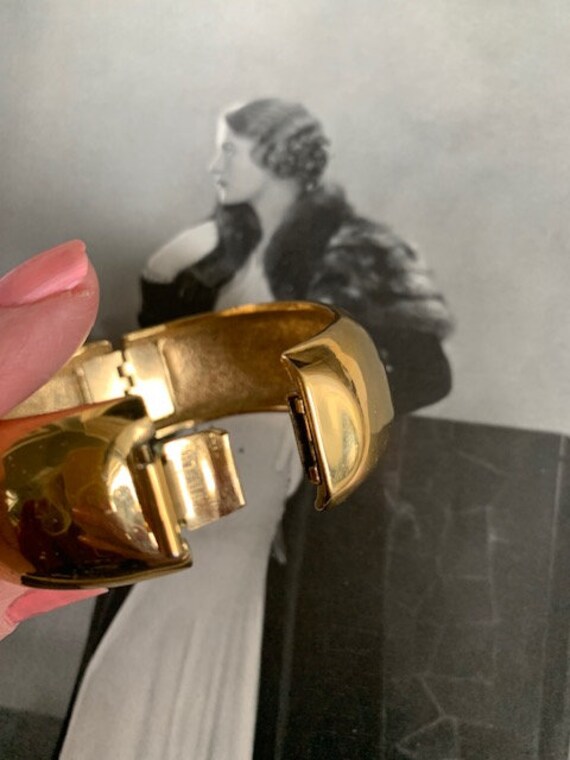 1980s Givenchy Signed Gold Hinged Bangle Bracelet… - image 5