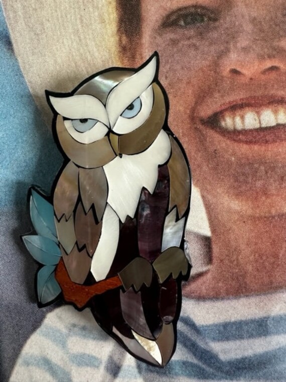 1980s Lee Sands unsigned Abalone Owl Brooch Shell… - image 2