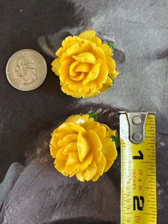 40s Yellow Celluloid Flower Earrings, 40s Earring… - image 9