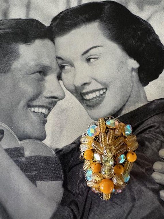 1940s Miriam Haskell unsigned Brooch Yellow Glass… - image 2