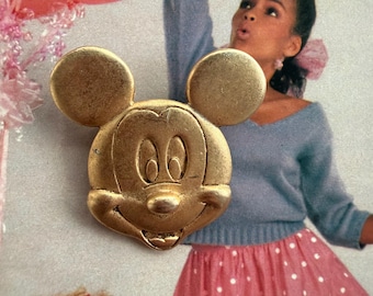 1980s Disney Mickey Mouse AAI Signed Gold Tone Pin Rare Sculpted Character Brooch Classic Cartoon Collectible Jewelry