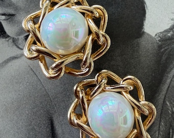 1980s Christian Dior Signed Gold Tone Chain Link Clip On Earrings Faux Pearl Designer Vintage Statement Jewelry