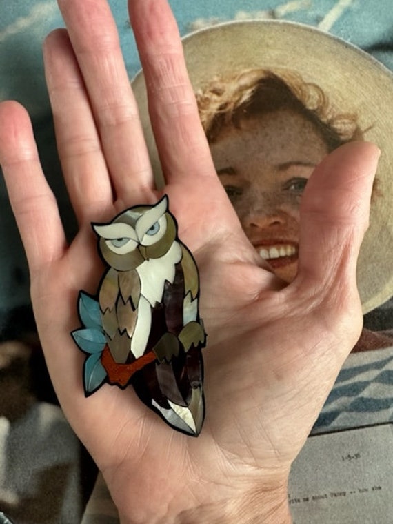 1980s Lee Sands unsigned Abalone Owl Brooch Shell… - image 4