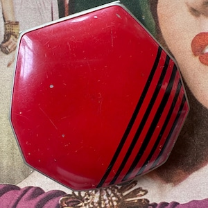 1930s Art Deco Red Enamel Powder Compact with Black Stripes Octagonal Rouge Vintage Compact with Mirror Collectible Vanity Accessory