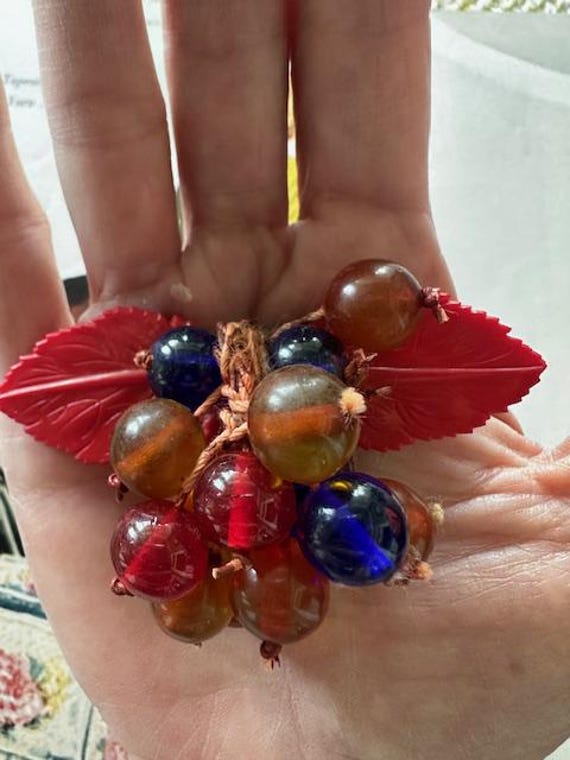 1930s Miriam Haskell unsigned Dangle Fruit Brooch… - image 4