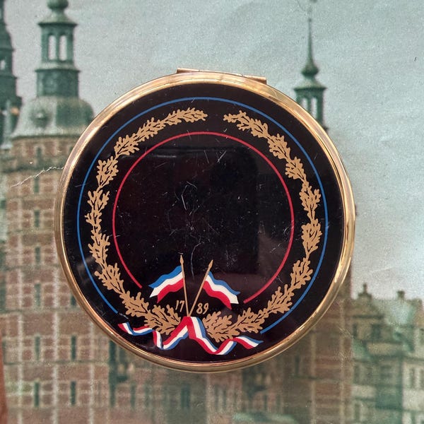 1980s Lancome Enamel Powder Compact Made In England Patriotic 1789 Flag Vintage Makeup Compact With Puff & Mirror Americana USA Jewelry