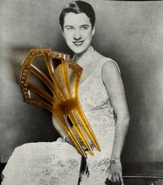 1920s Celluloid Hair Comb Golden Yellow Rhinestone Art Deco  display picture 3