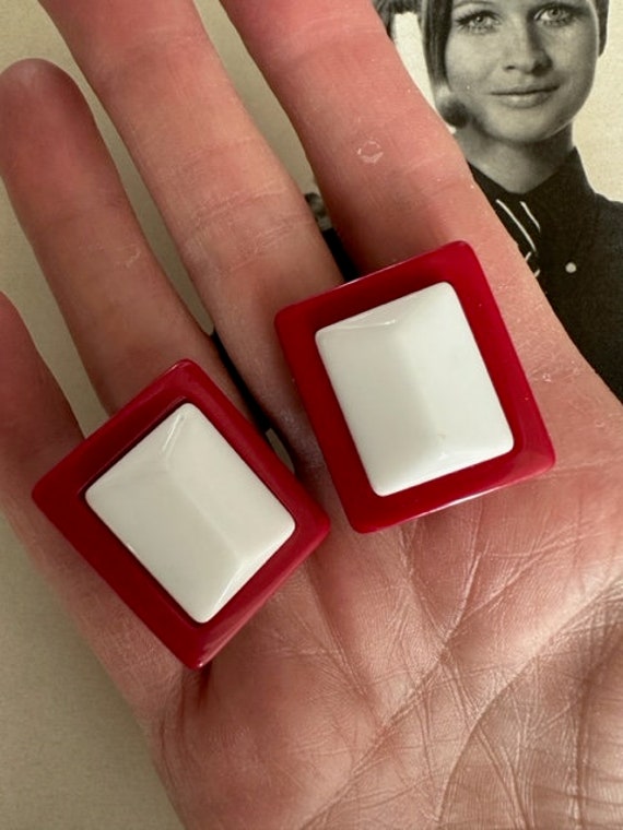 1980s Red & White Lucite Rectangular Earrings, 80… - image 8