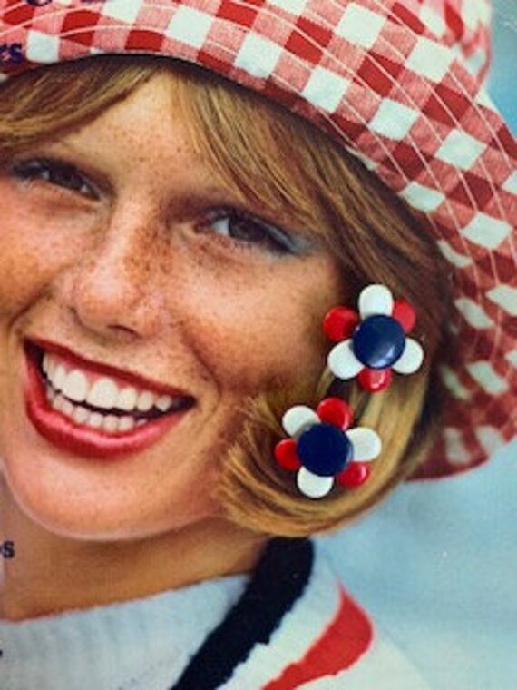 60s Red,White Blue Flower Power Earrings, 60s Flo… - image 2