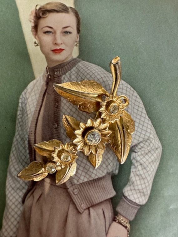 Vintage Large Gold Flower Brooch, Gold Leaf Pin, M