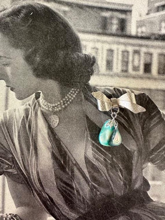 Mid Century Dangle Abalone Shell Brooch, Vintage … - image 7